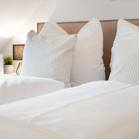 Malu Rooms - Im Stadtzentrum, Smarttv, Netflix, 24H Checkin Ludwigsburg Kültér fotó