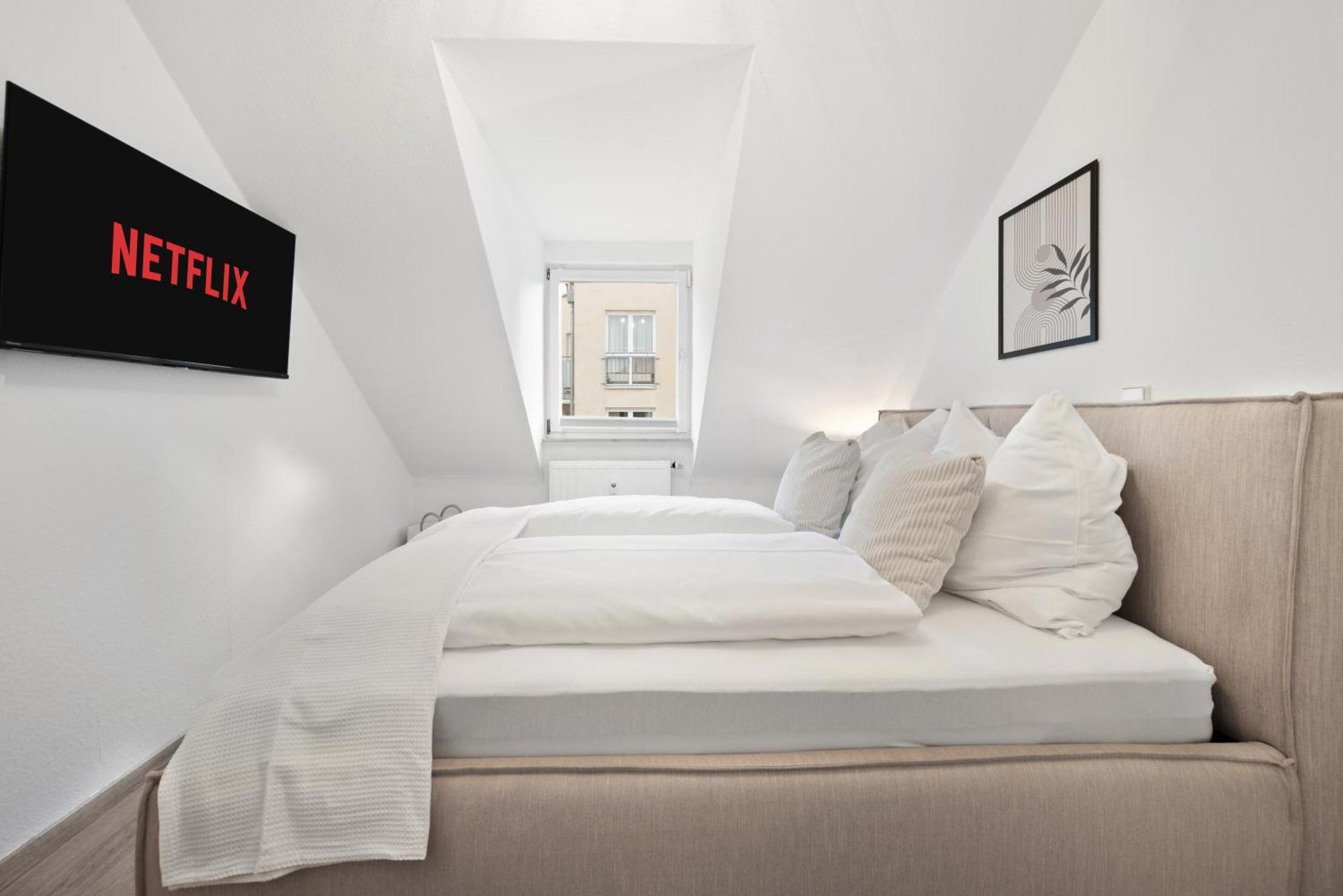 Malu Rooms - Im Stadtzentrum, Smarttv, Netflix, 24H Checkin Ludwigsburg Kültér fotó
