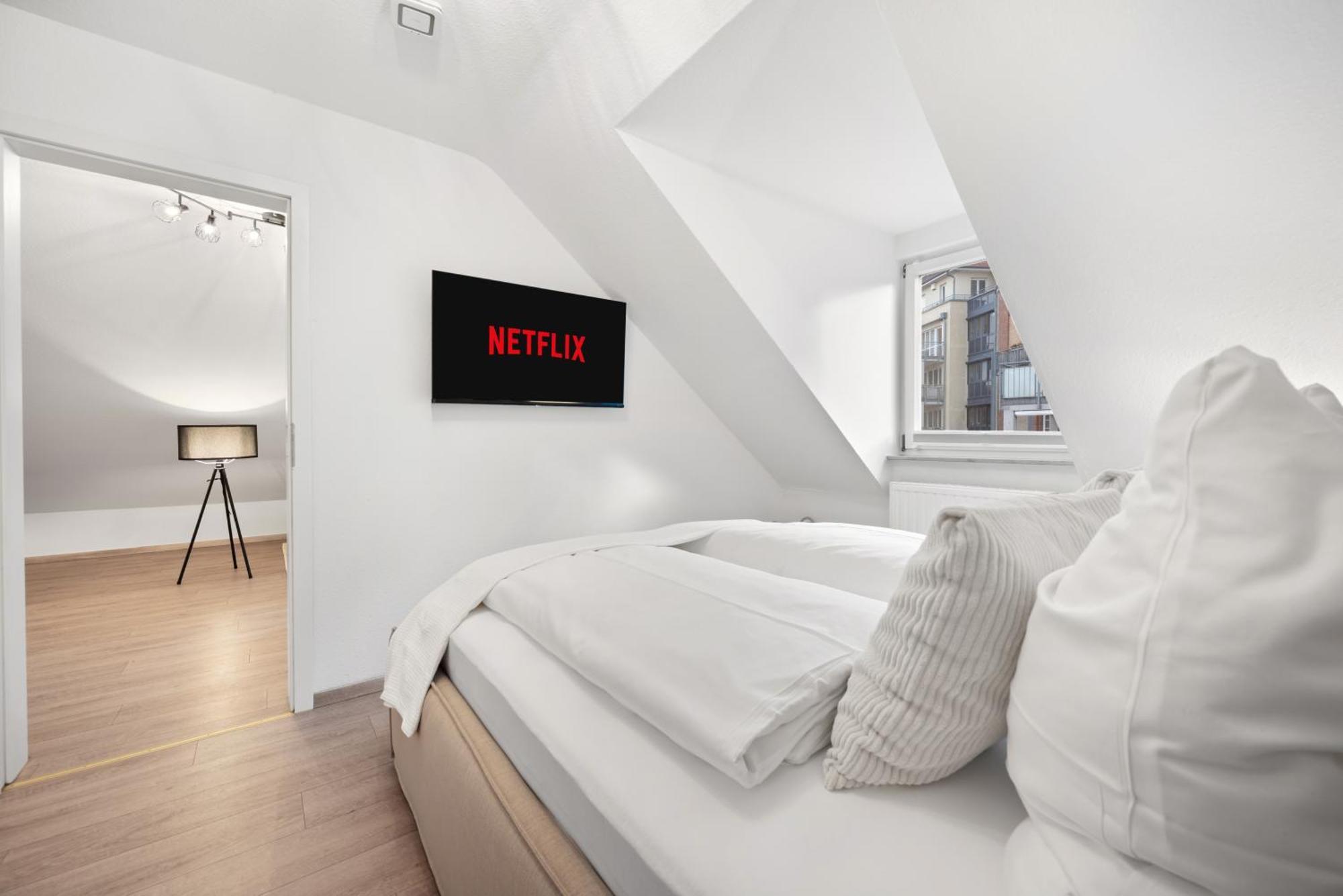Malu Rooms - Im Stadtzentrum, Smarttv, Netflix, 24H Checkin Ludwigsburg Kültér fotó