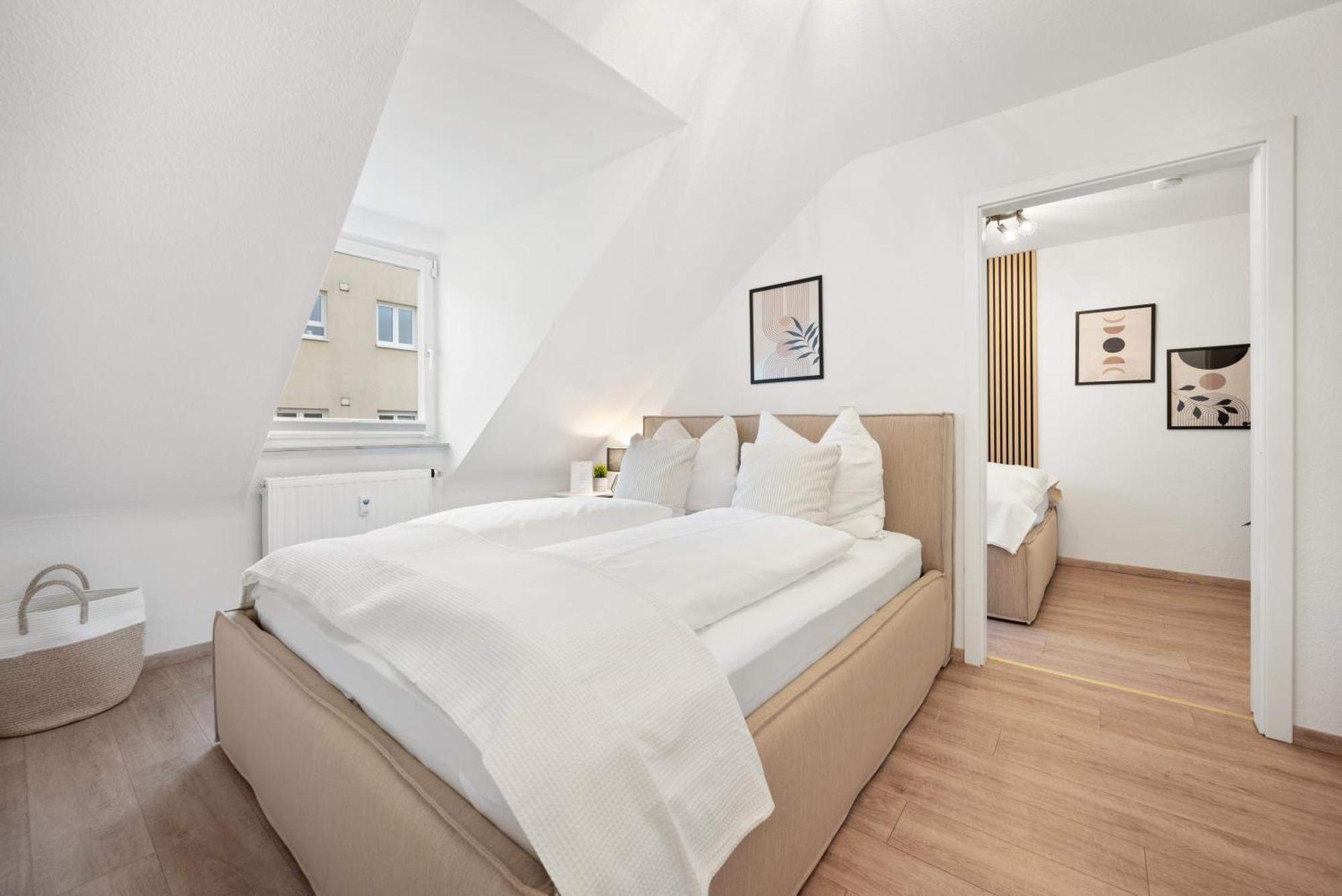 Malu Rooms - Im Stadtzentrum, Smarttv, Netflix, 24H Checkin Ludwigsburg Kültér fotó