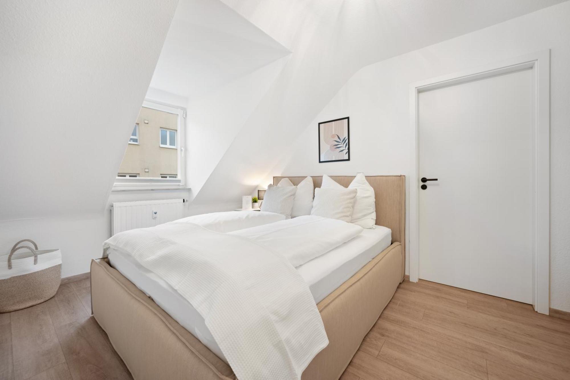 Malu Rooms - Im Stadtzentrum, Smarttv, Netflix, 24H Checkin Ludwigsburg Kültér fotó