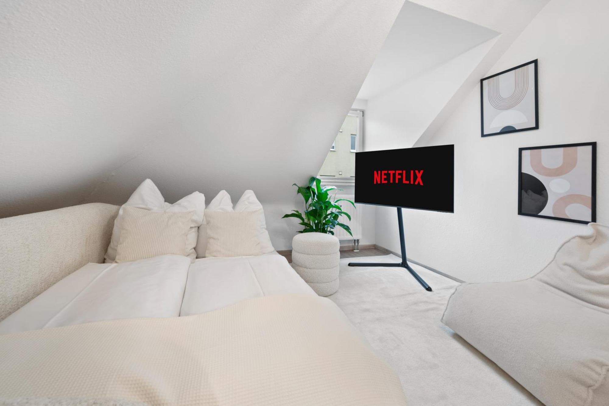 Malu Rooms - Im Stadtzentrum, Smarttv, Netflix, 24H Checkin Ludwigsburg Kültér fotó