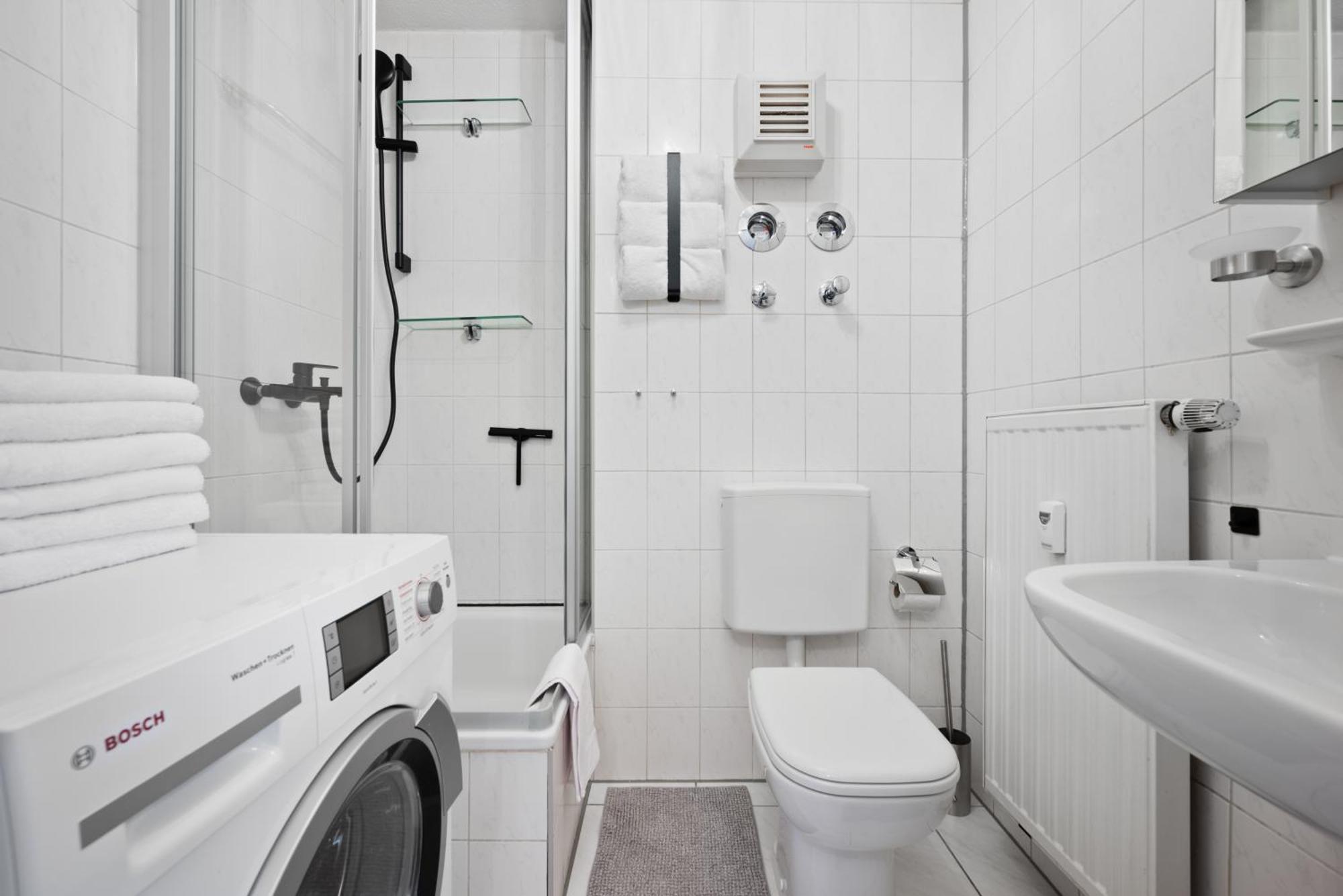 Malu Rooms - Im Stadtzentrum, Smarttv, Netflix, 24H Checkin Ludwigsburg Kültér fotó